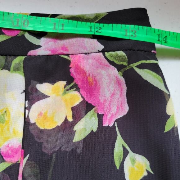 B. DARLIN Pleated Black & Pink & Yellow Floral Lined Twee Mini Skirt - 3/4‎ - Picture 6 of 7